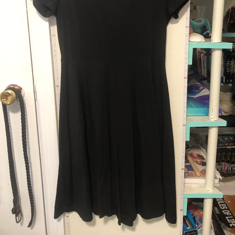 Small black Huhot dress, worn twice. Good condition